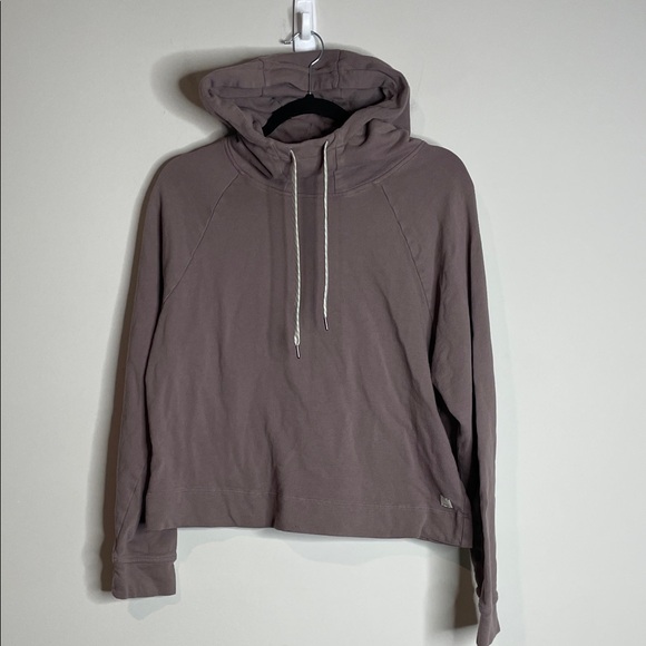 Vuori | Women’s Beach Hoodie Size Small - Picture 2 of 7